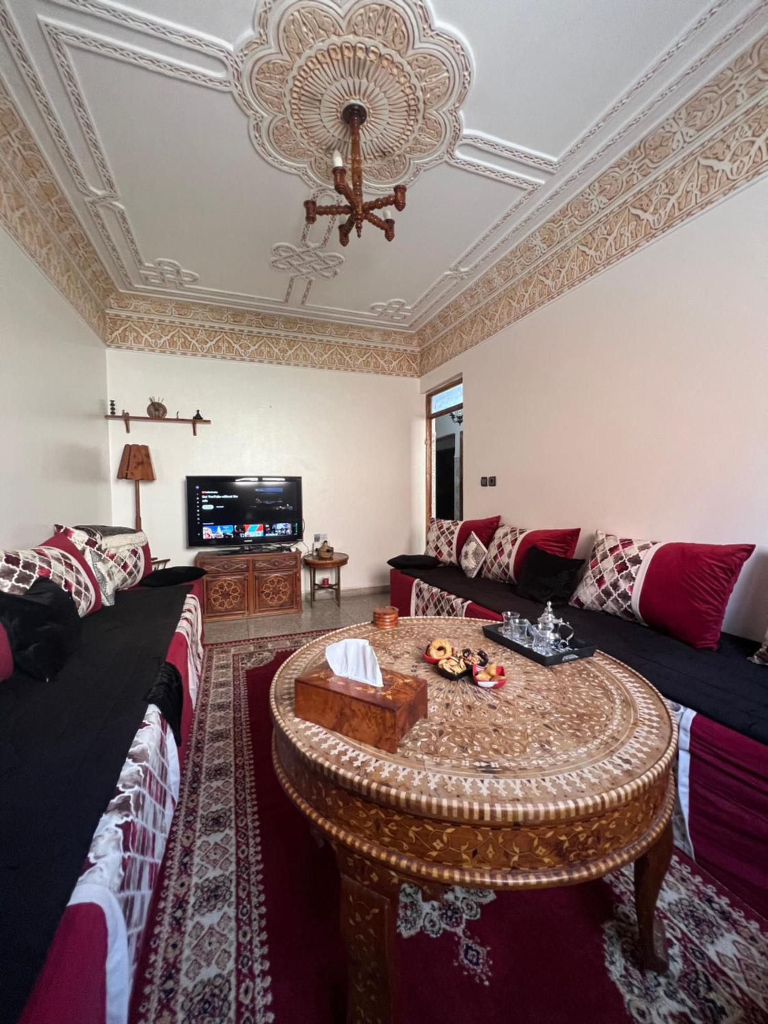 Youss Appartement Ес-Сувейра Екстер'єр фото